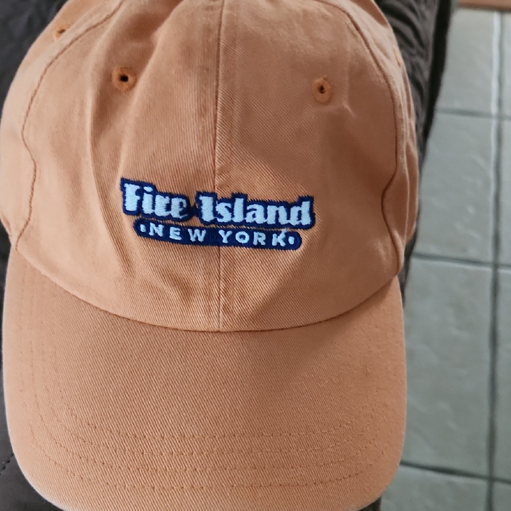 Head Peach and Blue Cap